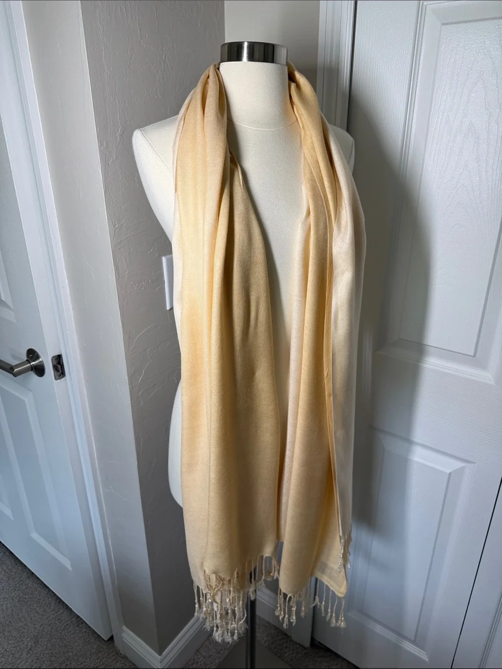 Pasmine scarf shawl cashmere and silk soft ombre butter yellow color